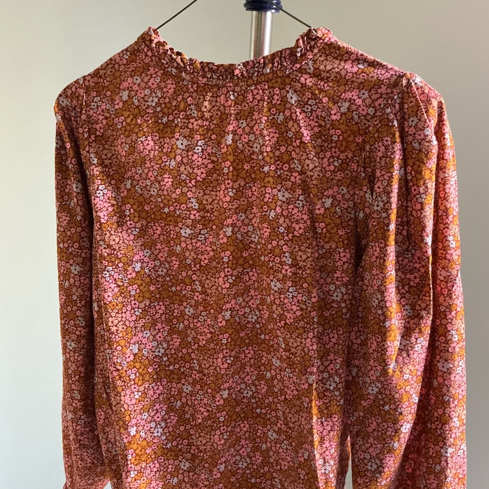 Universal Thread S top